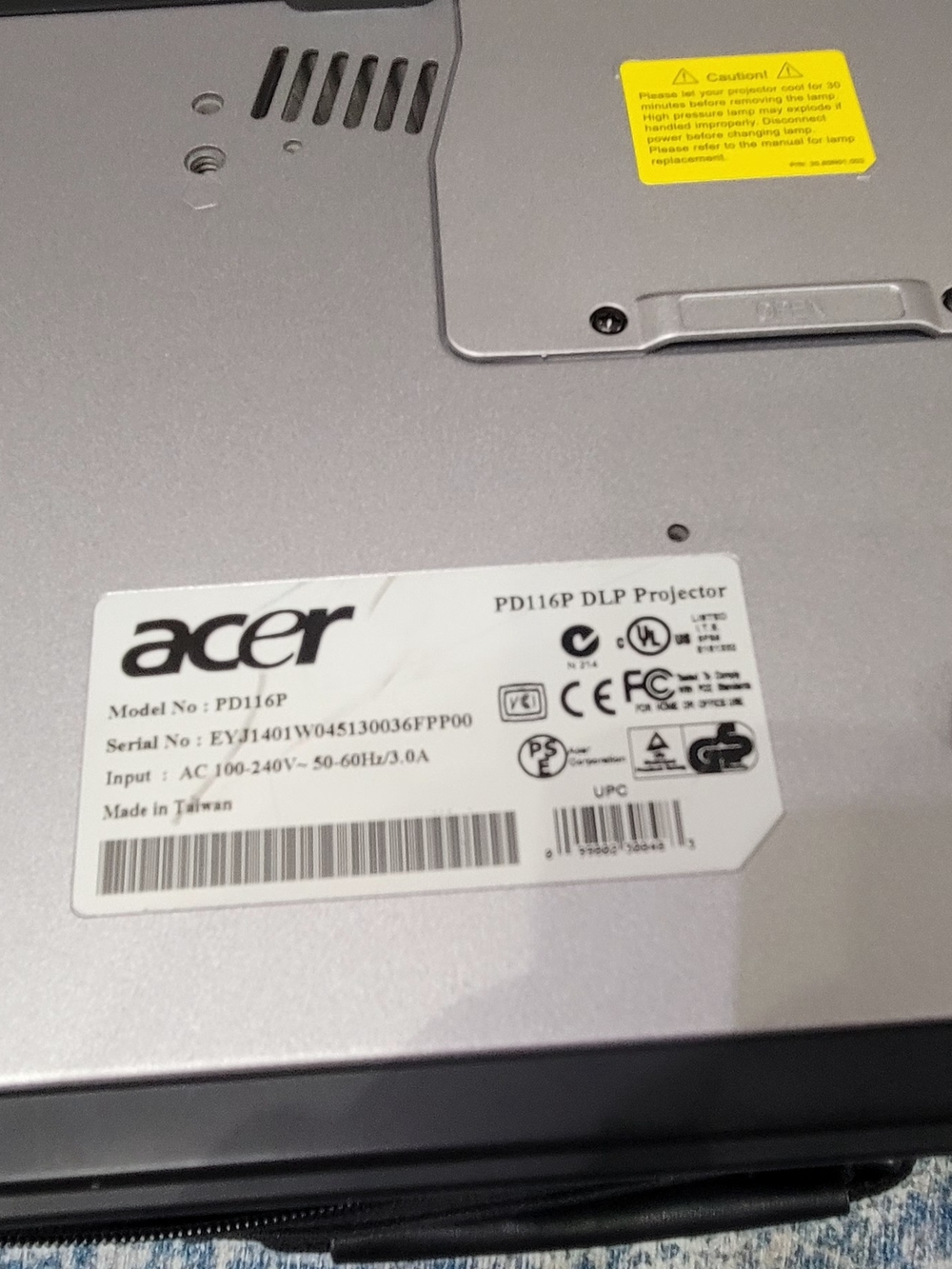 Acer Projector Quick Start Guide and Software Disc. - Picture 4 of 8